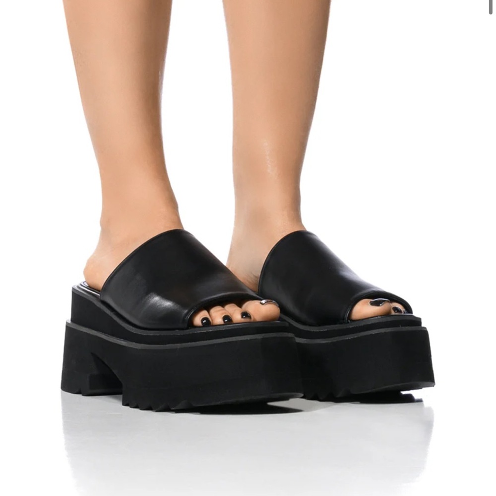 Chunky platform, mule sandals